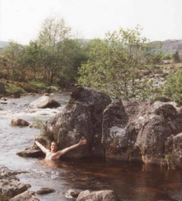 Im Black water; Schottland 1999